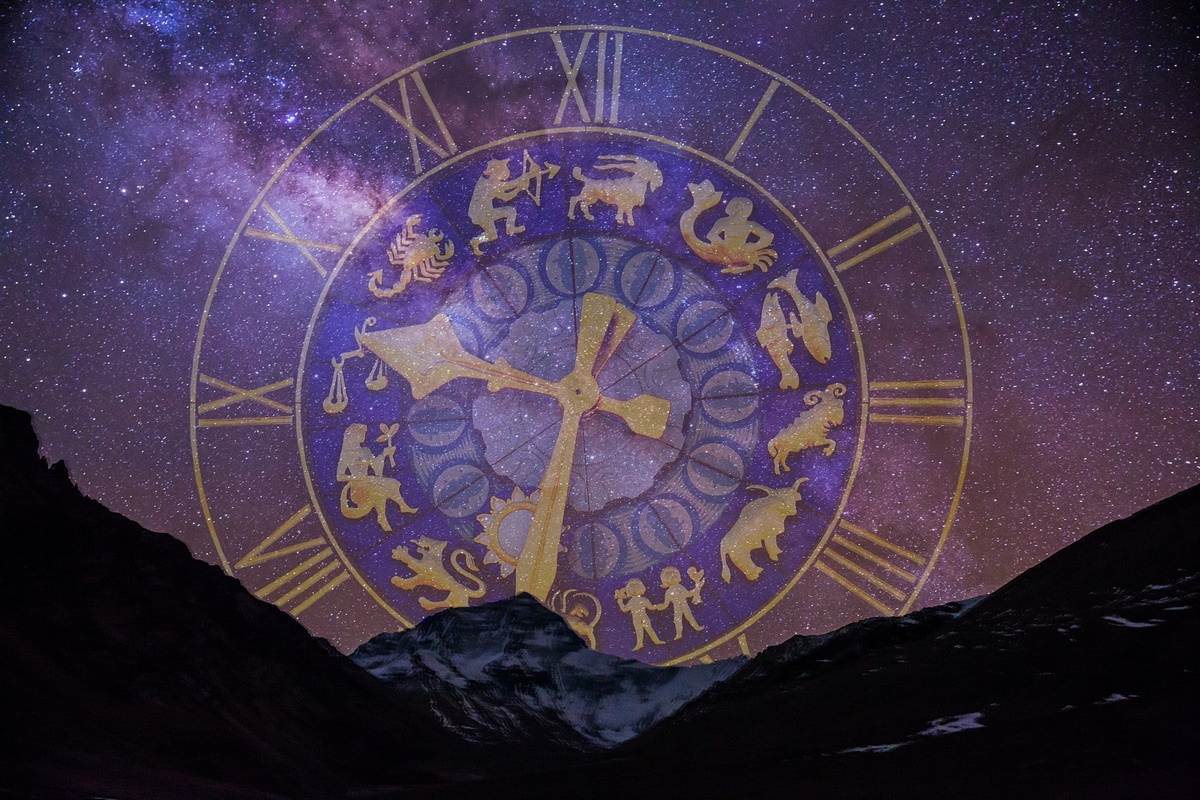 Астрологи назвали три знака зодиака, которые разбогатеют в 2022 году